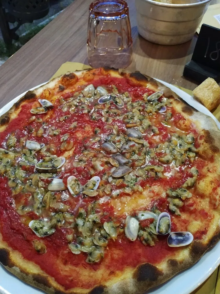 Menu_Pizzeria La Rocca_Seravezza_image_5