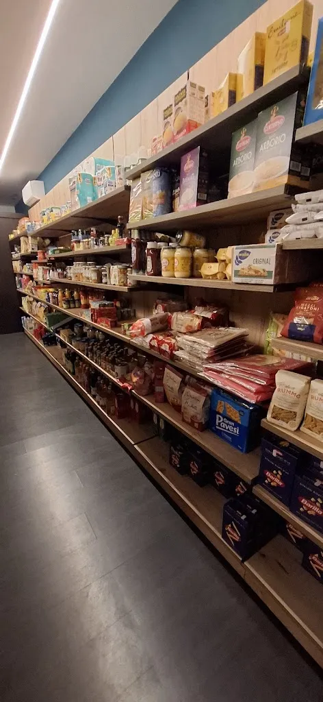 Alimentari Gastronomia Bistrot Da Nèna_Sillano_slider_image_1