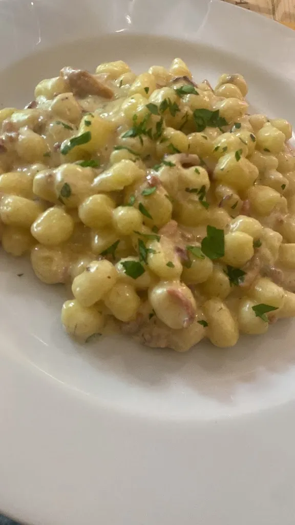 Andrea Carnevale_La Scala Bar Trattoria_Sesto Fiorentino_review