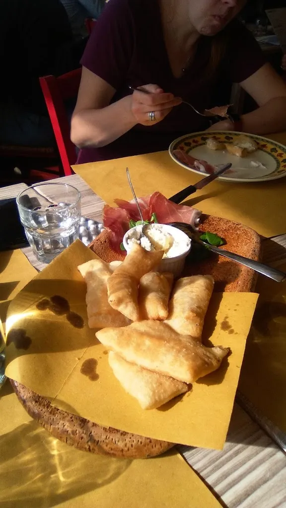 Giuliano Fontanelli _Caravanserraglio Monte Morello_Sesto Fiorentino_recensione