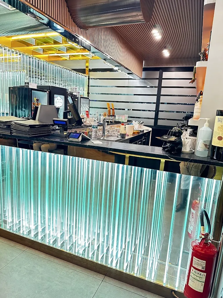 Isse Omar_Issho Asian Fusion Spicchio-Sovigliana_Spicchio-Sovigliana_review