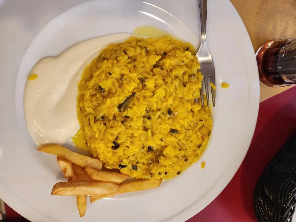 Hafsa Ahmed_Ristorante Pizzeria Il Giardino di Strada_Strada in Chianti_review