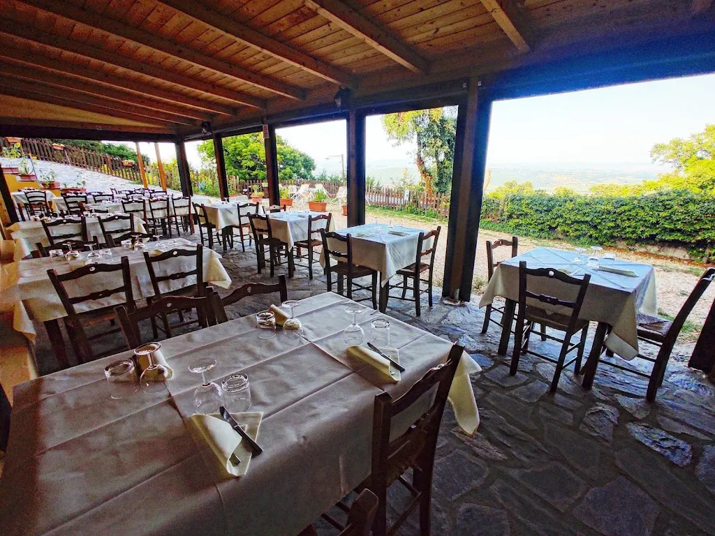 Osteria La Montagnola Tegoia restaurant in Sovicille