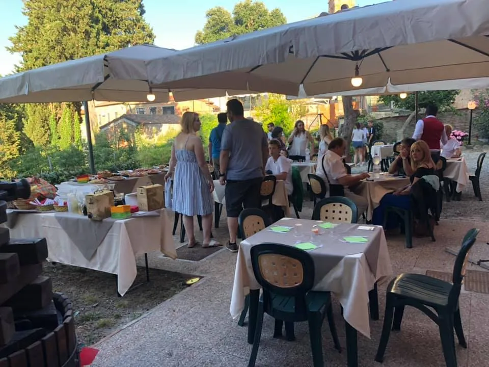 Il Tino da Roberta restaurant in Terricciola