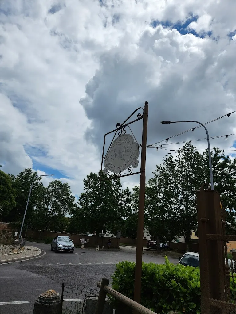 Eric H_Osteria dei Briganti e dei Poeti_Torrenieri_recensione