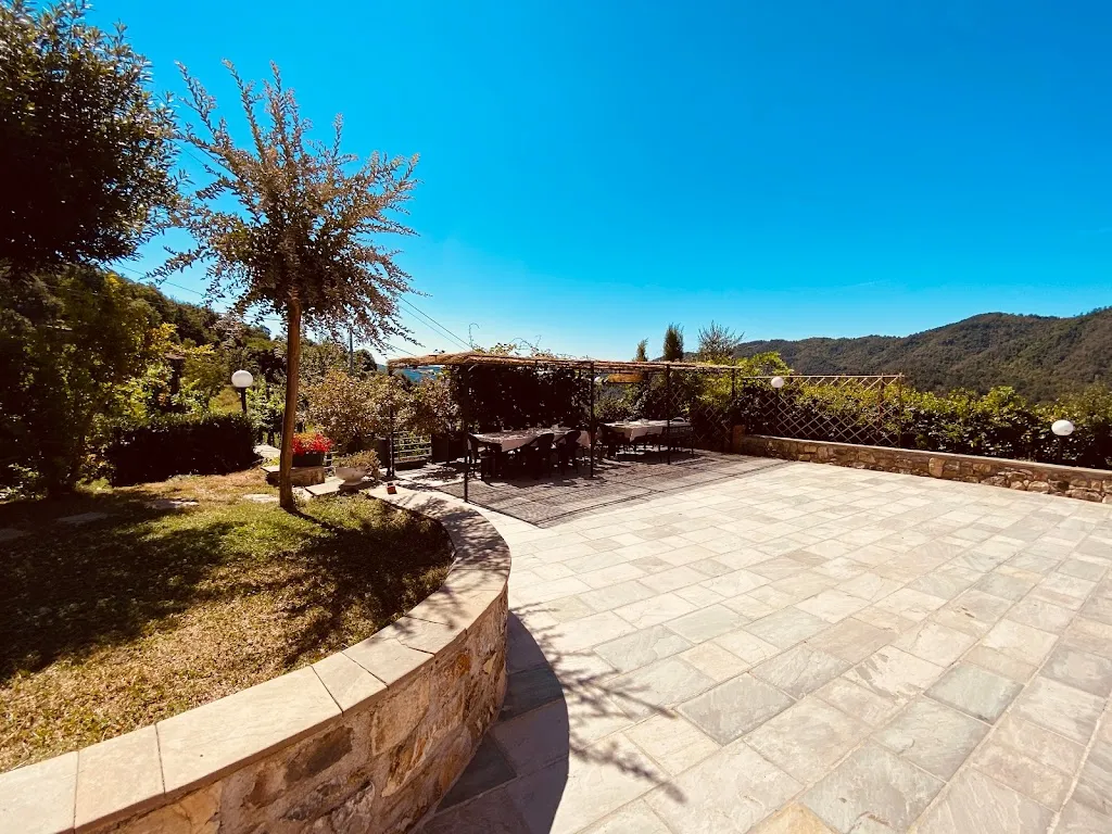 Agriturismo Le Querce restaurant in Tresana