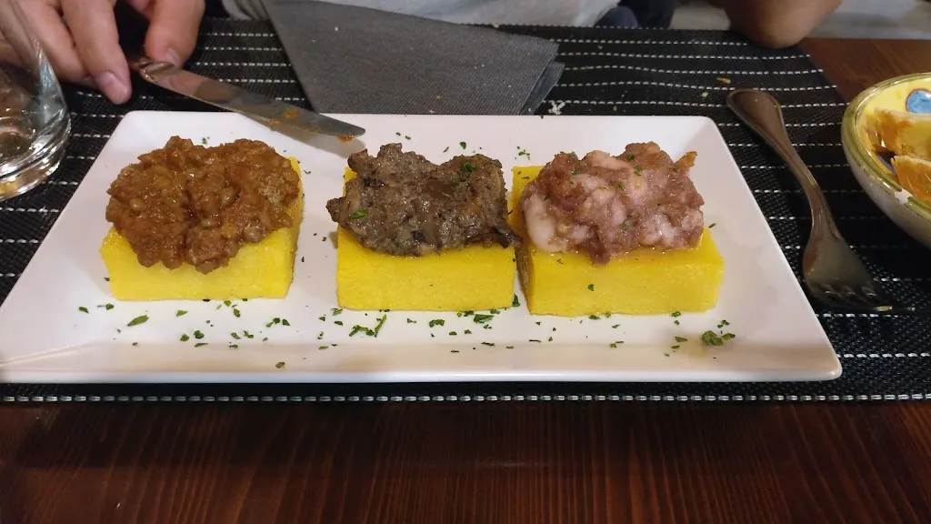 Ciriera Osteria Vegan_Trequanda_slider_image_3