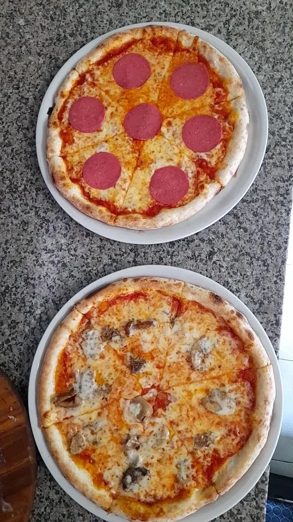 Faizaan pizzeria kebab_Torrita di Siena_slider_image_2