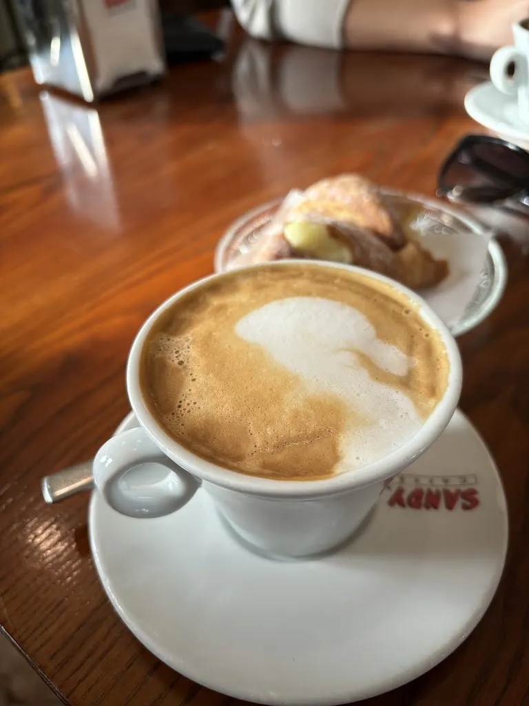 Lydia Kim_Caffe' del '900_Torrita di Siena_review