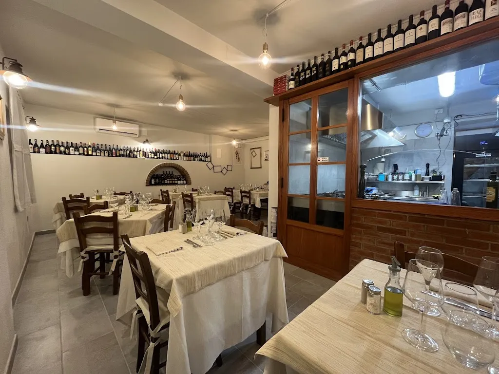 Trattoria Da Cinotto restaurant in Uliveto Terme