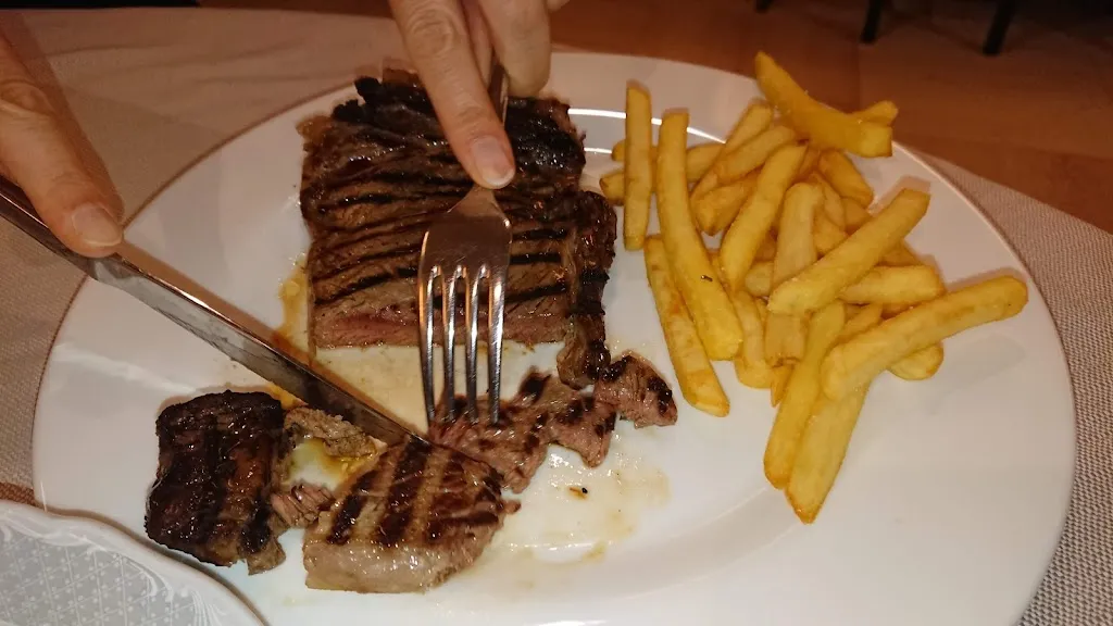 Andrew Scassolini_Ristorante Lombardi Mare_Torre del Lago Puccini_review