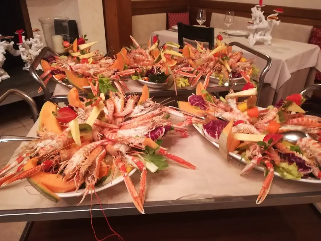 Ristorante Lombardi Mare_Torre del Lago Puccini_slider_image_3