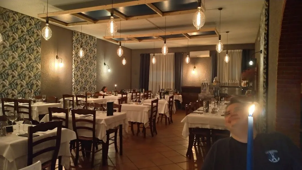 Trattoria Pizzeria Odilio restaurant in Torre del Lago Puccini