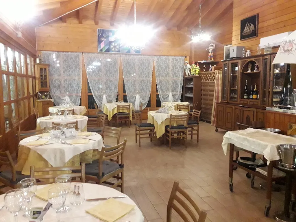 Ristorante Il Veliero restaurant in Torre del Lago Puccini