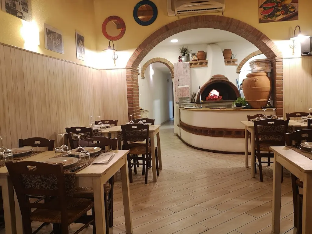 Elemento (ex piccadilly) restaurant in Torre del Lago Puccini