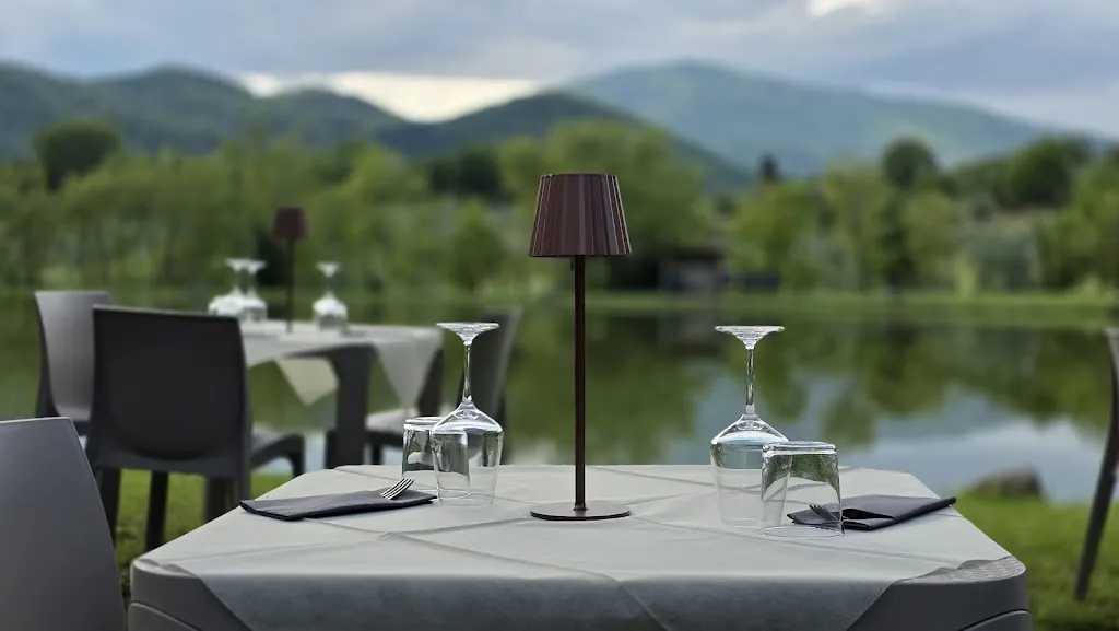 La Cannuccia - Ristorante sul lago restaurant in Vaiano