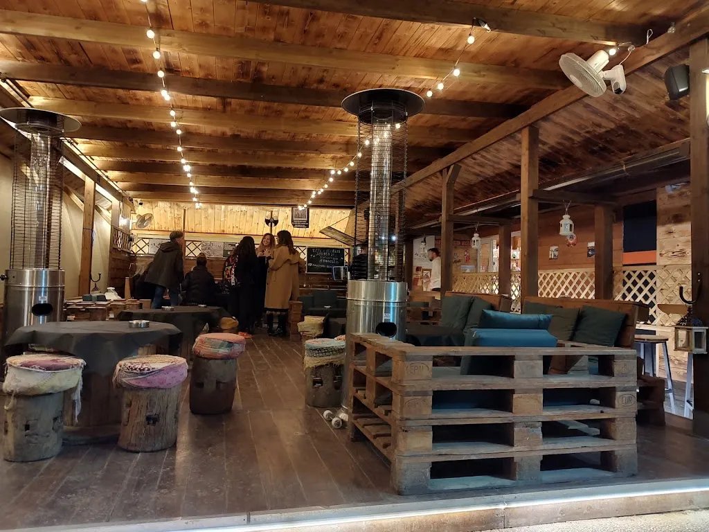 endrio corrado_Da i'Moro_Vaiano_review