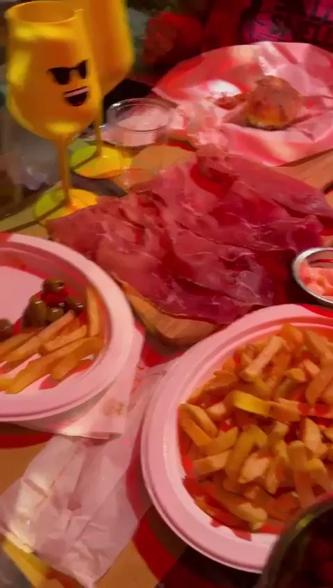 Paninoteca Vaiano po Davide e family_Vaiano_slider_image_2