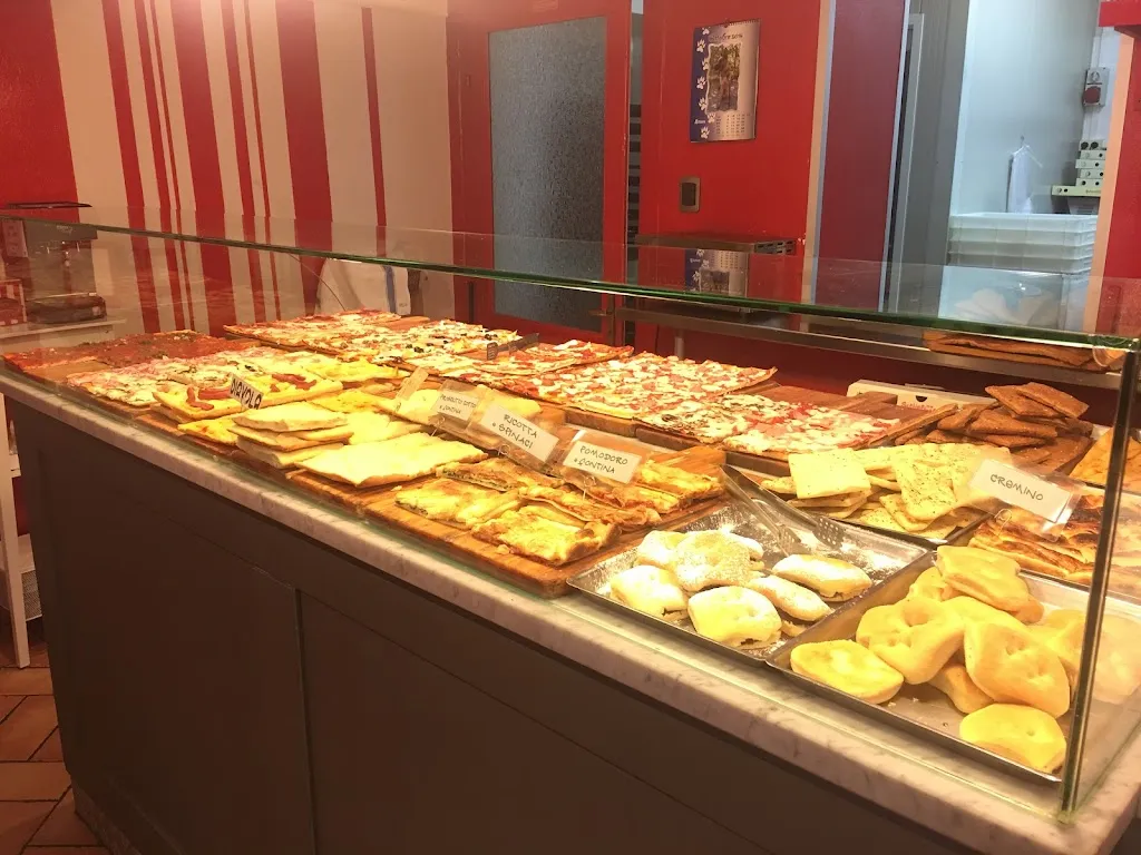 Pizzeria l'angolo_Vaiano_slider_image_1