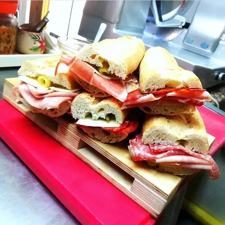L'isola del panino_Mesagne_slider_image_2
