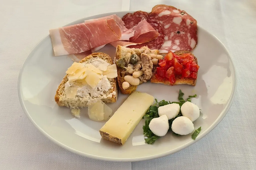 Jeff Rossouw_L'orologio_Viciomaggio_review