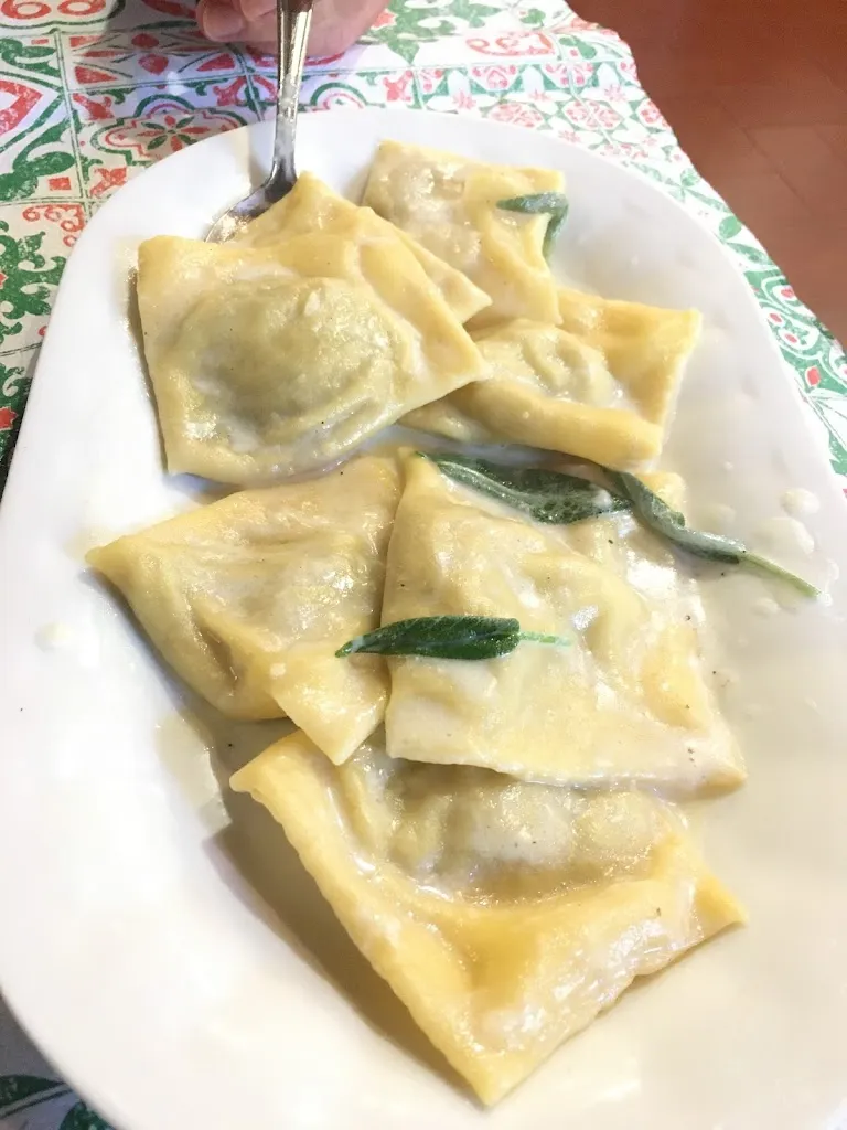 Trattoria Aldo Flosi_Villa Basilica_slider_image_2