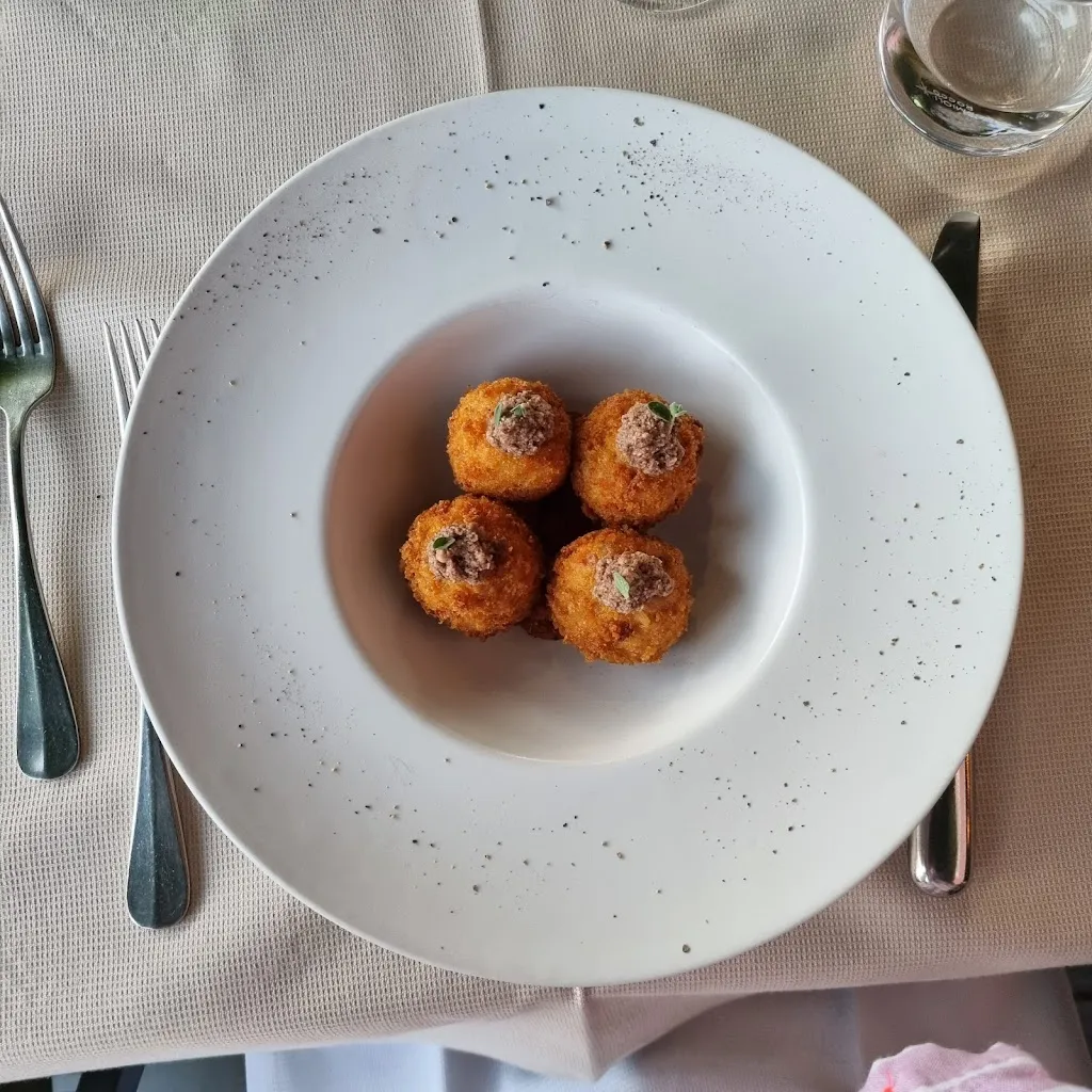 Ines_Albergo Antica Porta Di Levante_Vicchio_review