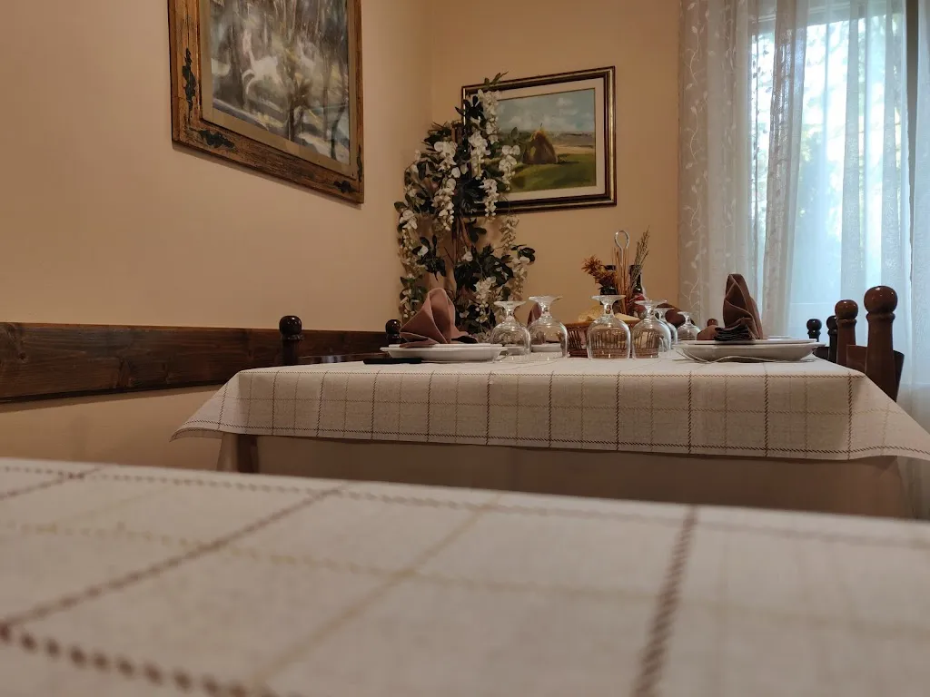 Albergo Ristorante Linda_Villa Collemandina_slider_image_2