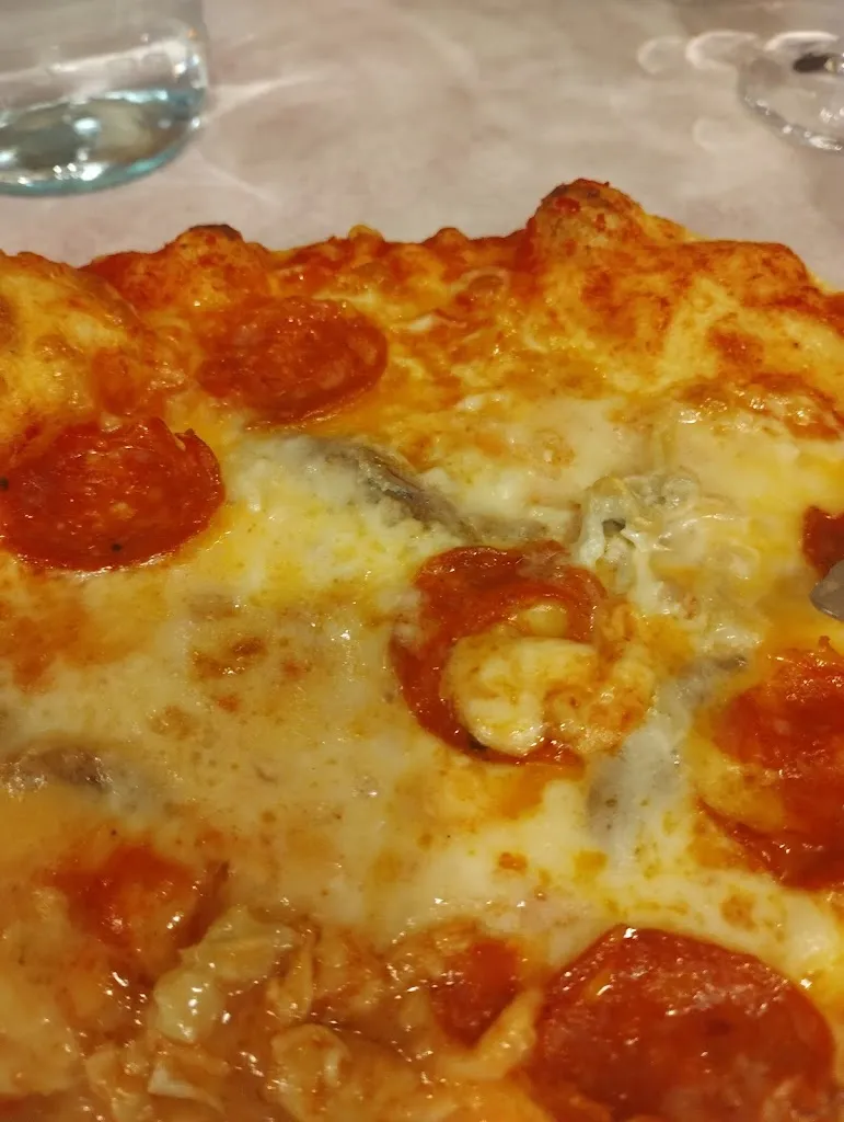 Ristorante pizzeria da Lilly_Villafranca in Lunigiana_slider_image_2