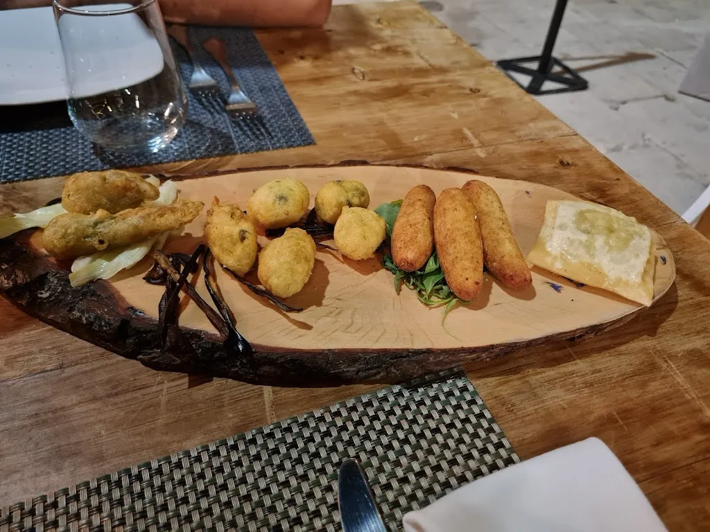 Viviana Perniola_Al capitano cortese_Morciano di Leuca_review