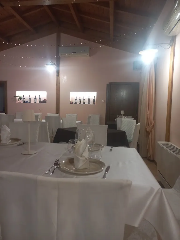 Flavia Evangelista_La locanda_Arrone_review