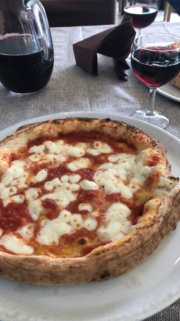 Morgan Nickels_Il Sorriso Pizzeria Napoletana_Castel di Sangro_review
