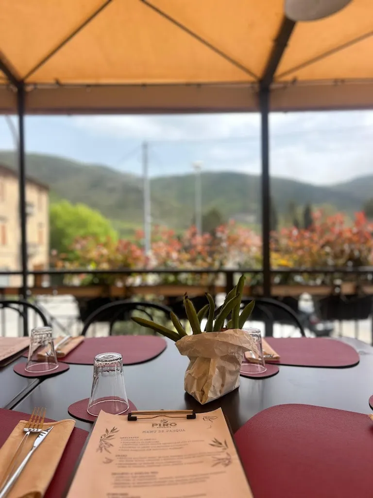 Piro - Ristorante_Acquasparta_slider_image_3