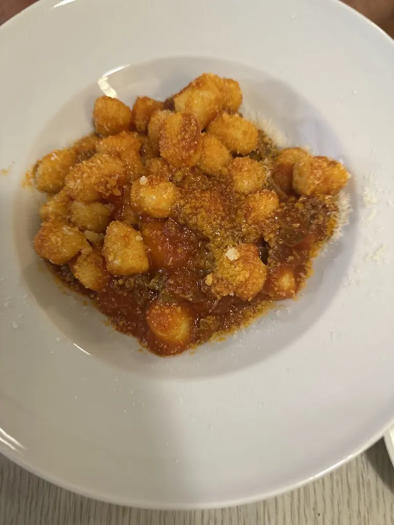 Ann Lynn_Hostaria Terra Chiama_Assisi_review