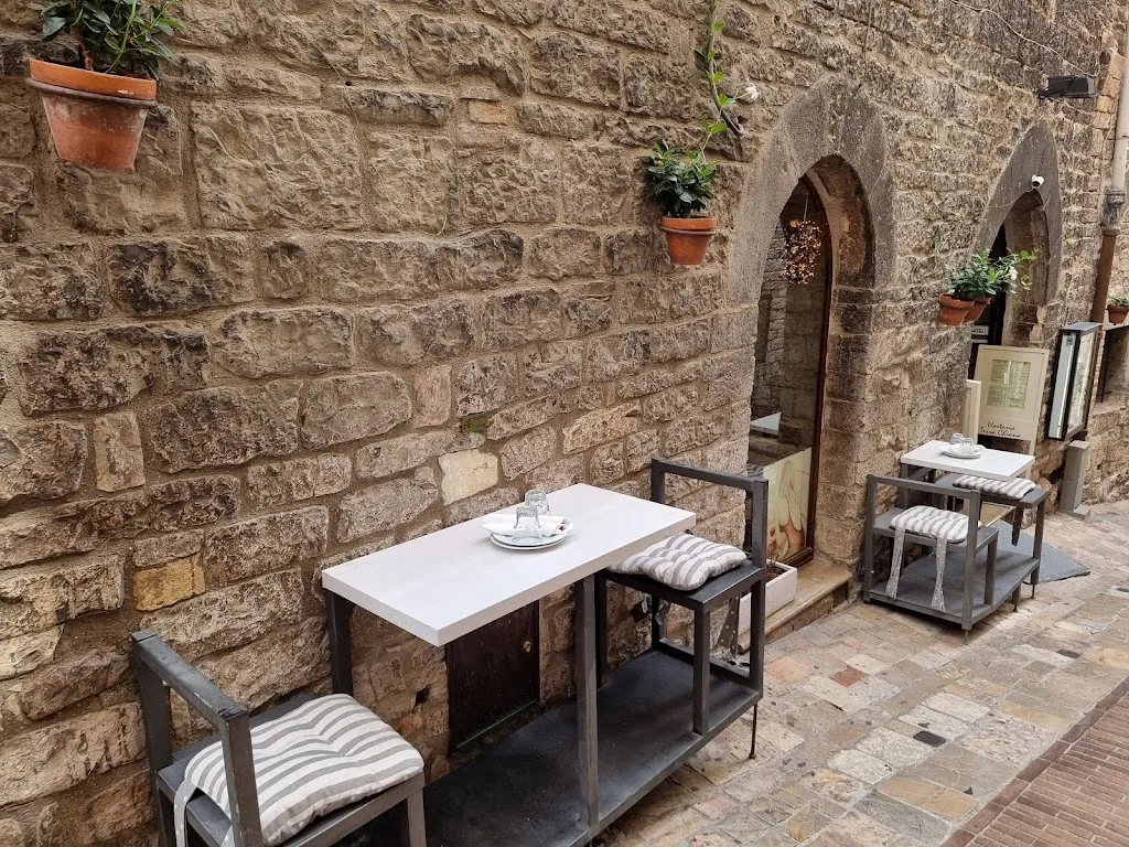 Hostaria Terra Chiama_Assisi_slider_image_3