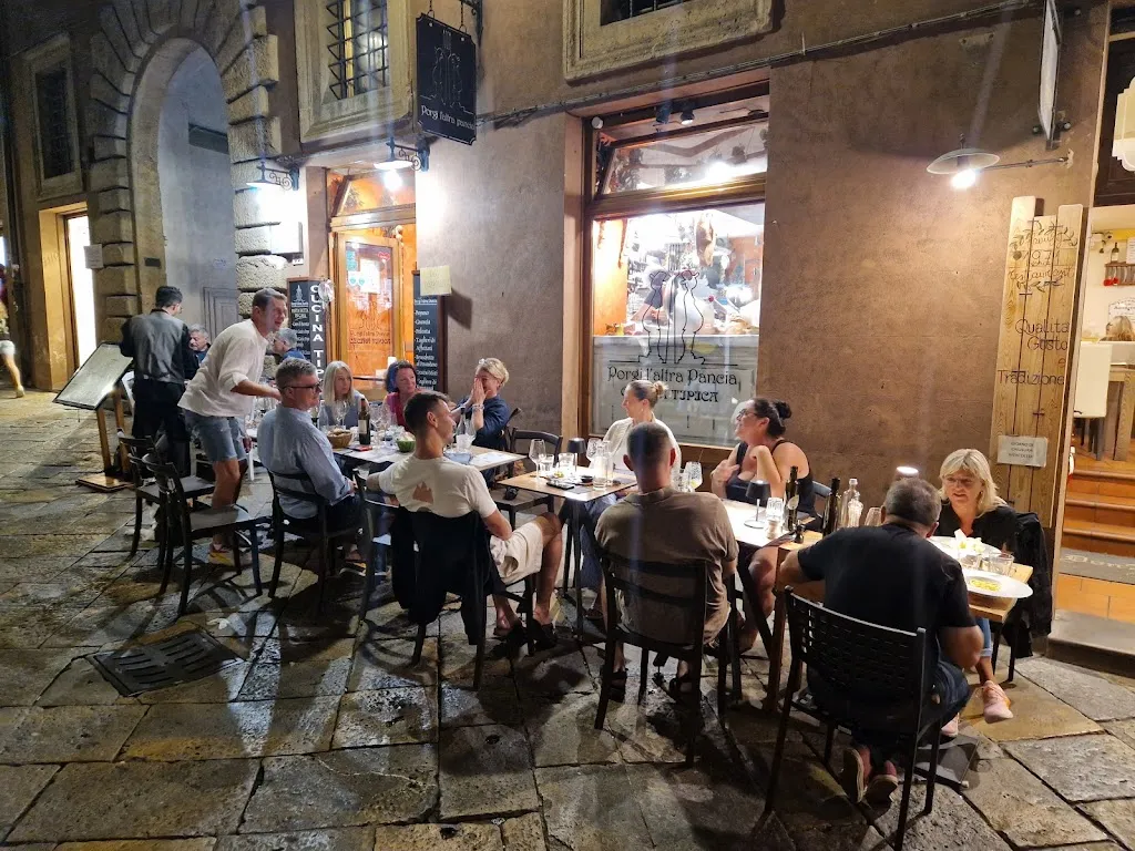 Porgi l'altra Pancia_Volterra_slider_image_3