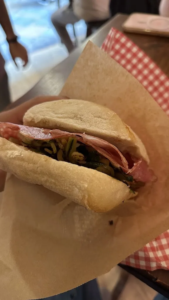 Aaron Segal_Al Vicolino_Volterra_review