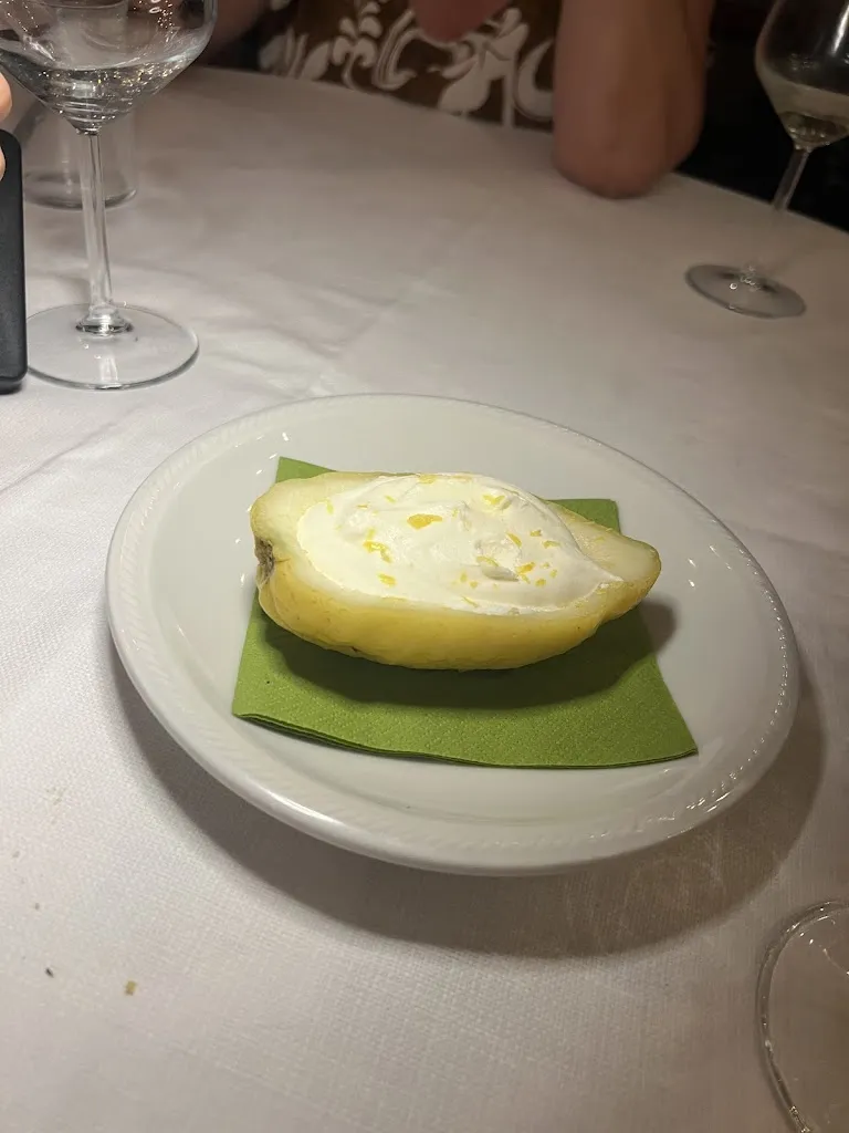 Karin Jurglič_Bar Trattoria Da Badò_Volterra_review