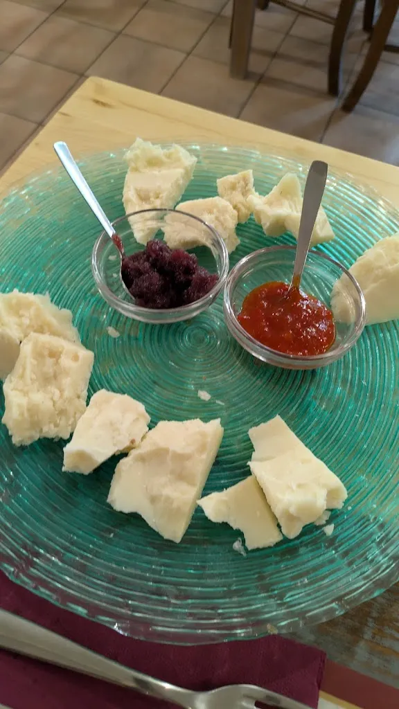 Raniska Tente_Locanda Il Boschetto_Volterra_review