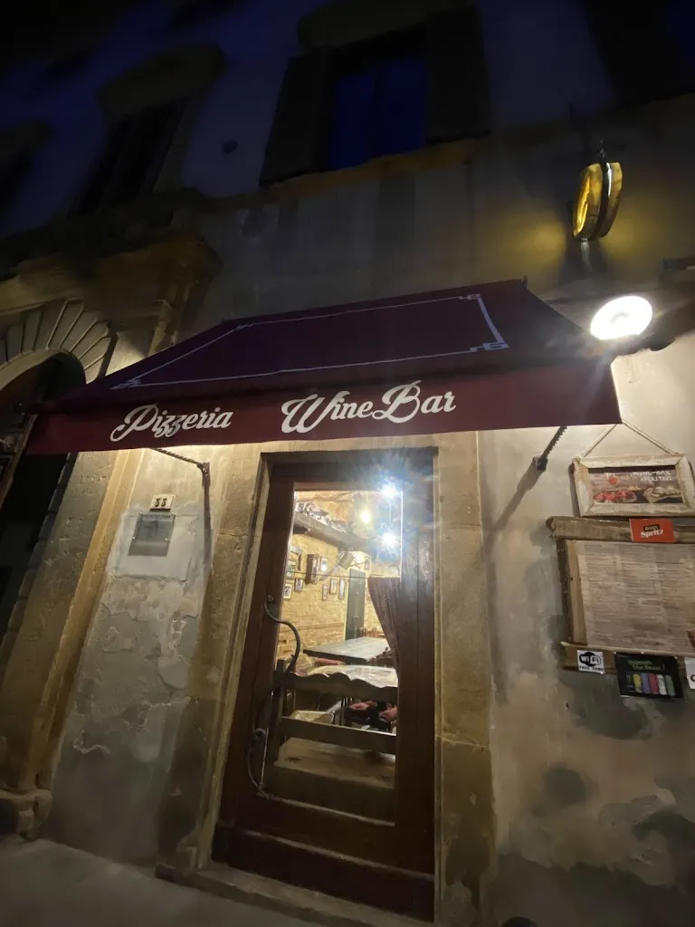 Pro4 Traffic_La Mangiatoia_Volterra_review