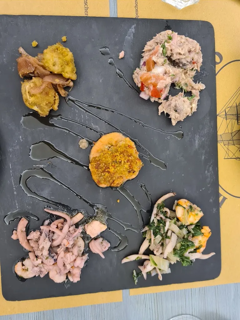 Jan Wozniak_Il peschereccio_Volterra_recensione