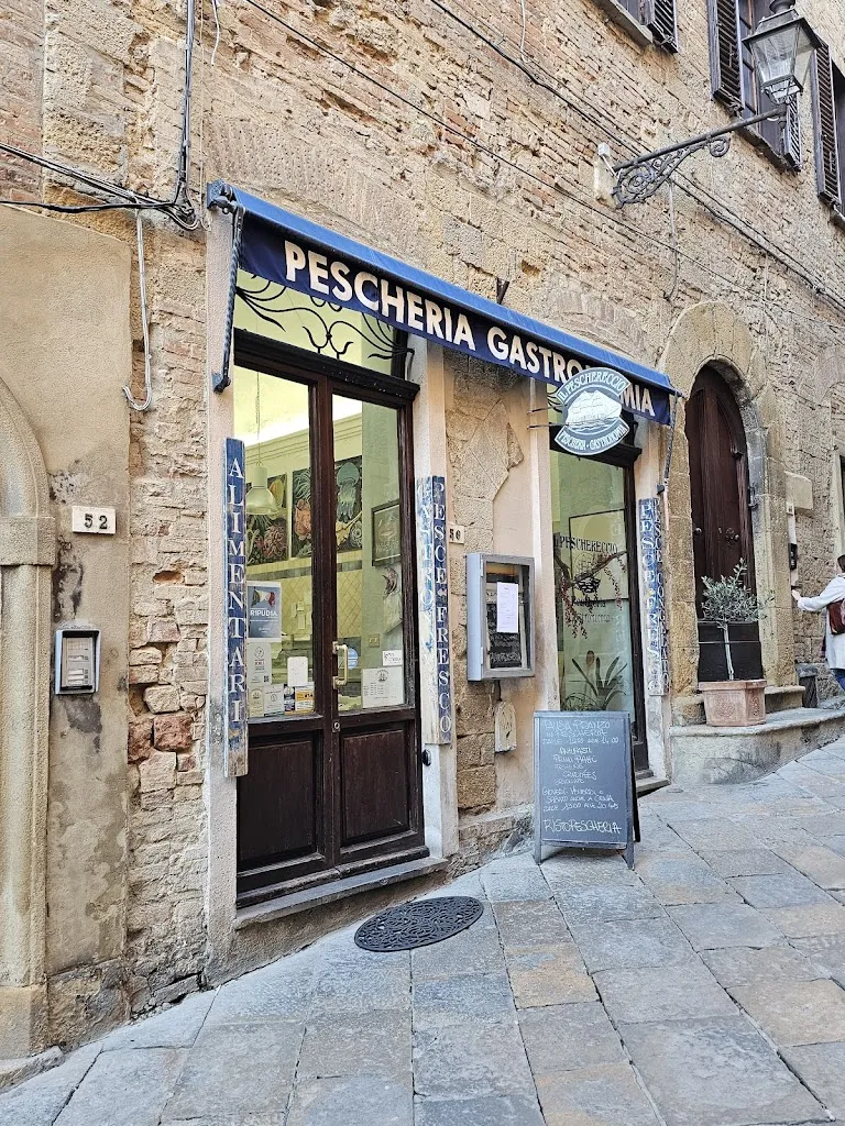 Il peschereccio restaurant in Volterra