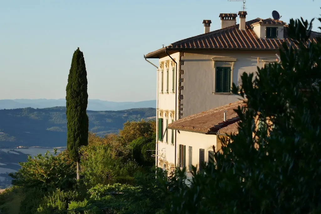 Un Saccogoloso_Volterra_slider_image_3