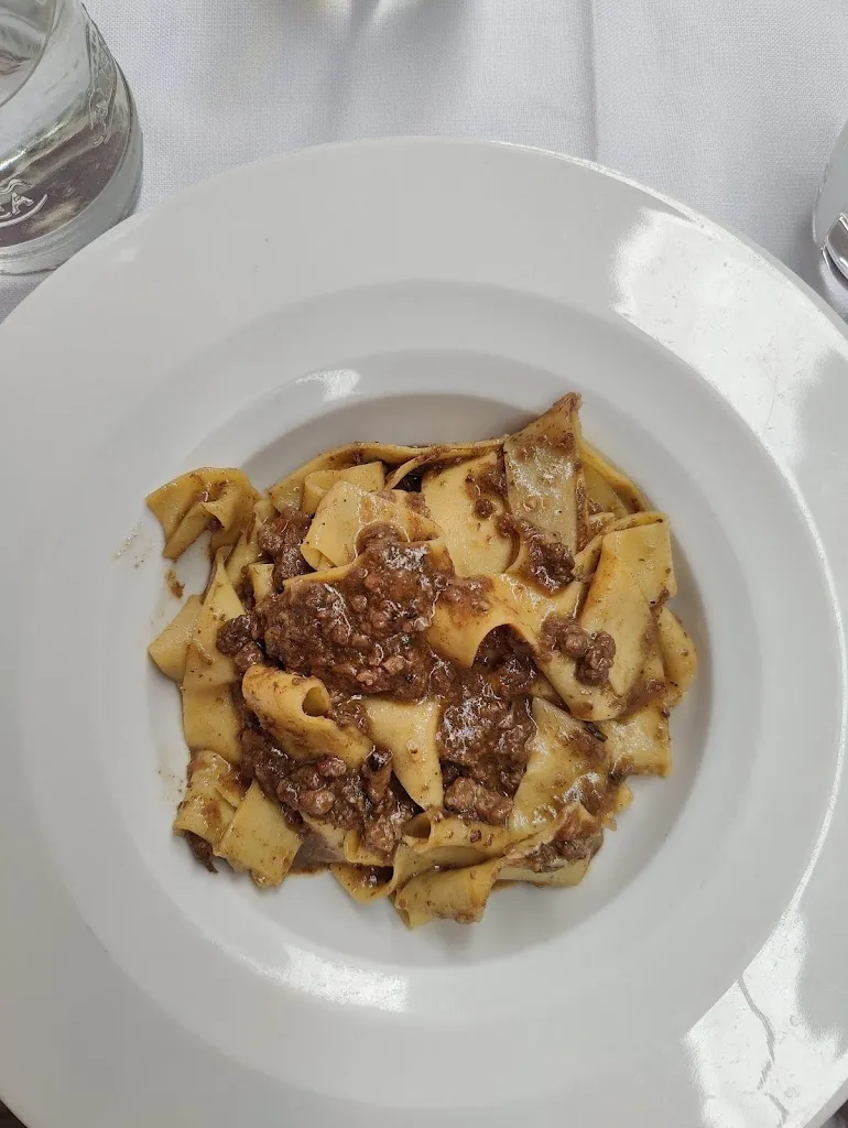 Ana-Maria Anghel_Ombra della Sera_Volterra_review