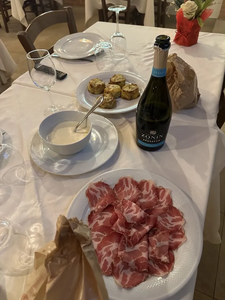 Denise Gelmetti_La Taverna_Avigliano Umbro_review