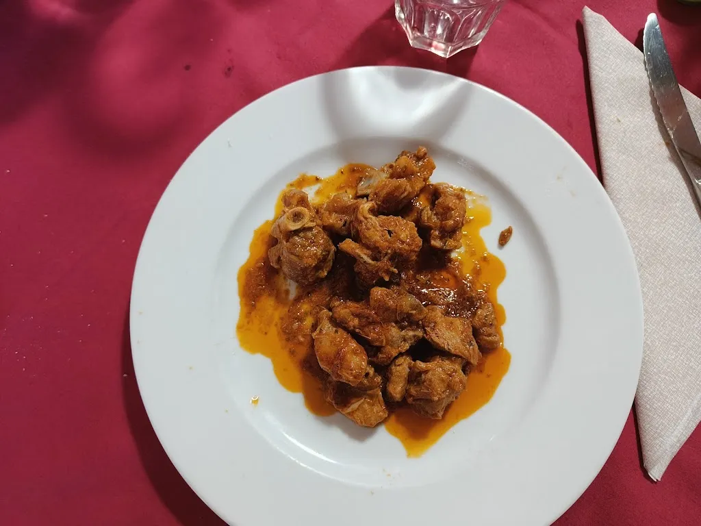 Trattoria Pisello_Baschi_slider_image_1