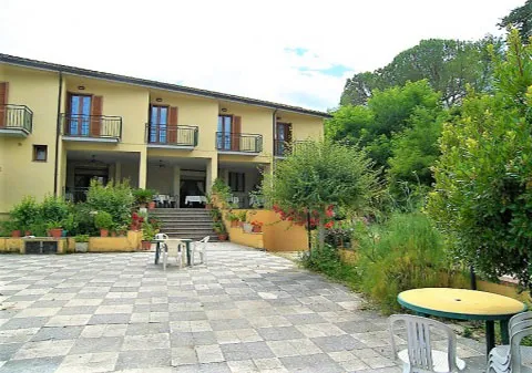 Scacco Matto Di Lamincia Vittor Ugo E C. S.N.C._Baschi_slider_image_3