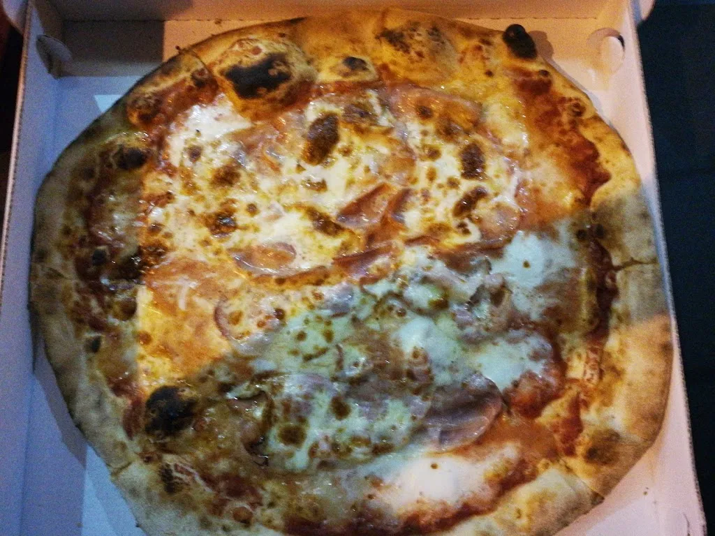 Crazy Pizza_Neviano_slider_image_2