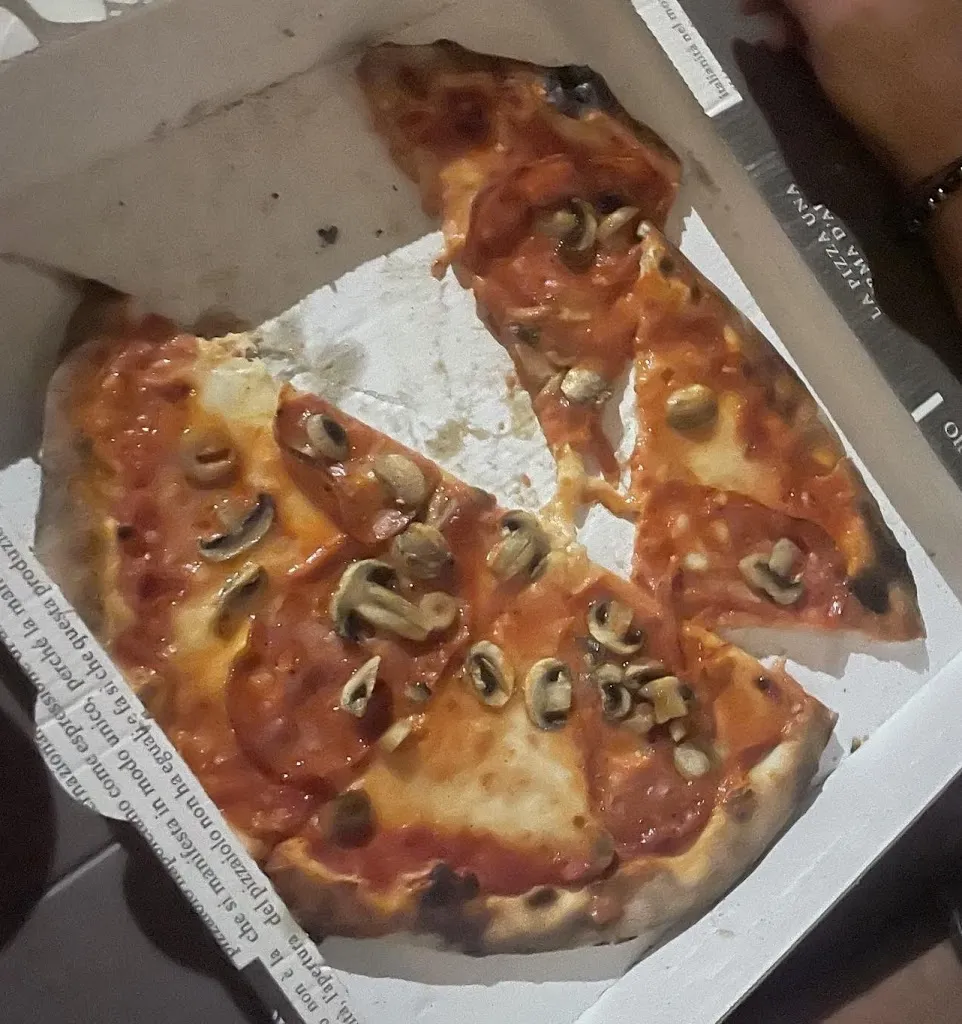 Crazy Pizza_Neviano_slider_image_3