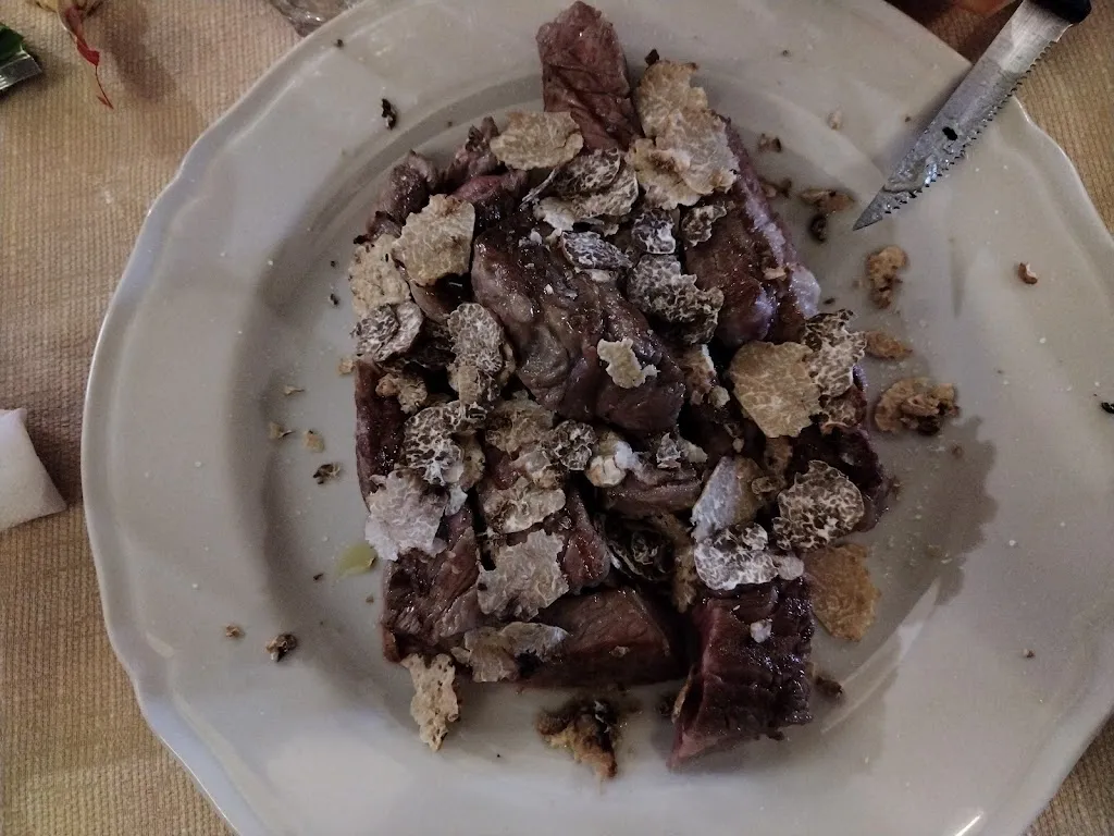 Menu_Taverna del Giullare Restaurant_Bettona_image_8